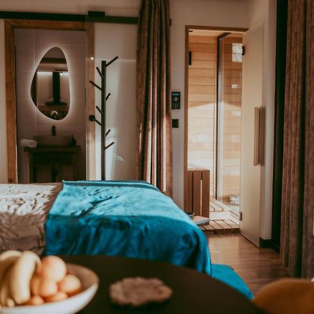 Ugo Apartman Halaszi Bagian luar foto