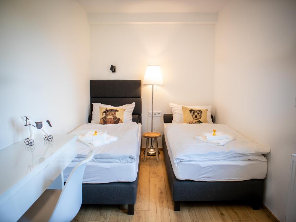 Ugo Apartman Halaszi Bagian luar foto