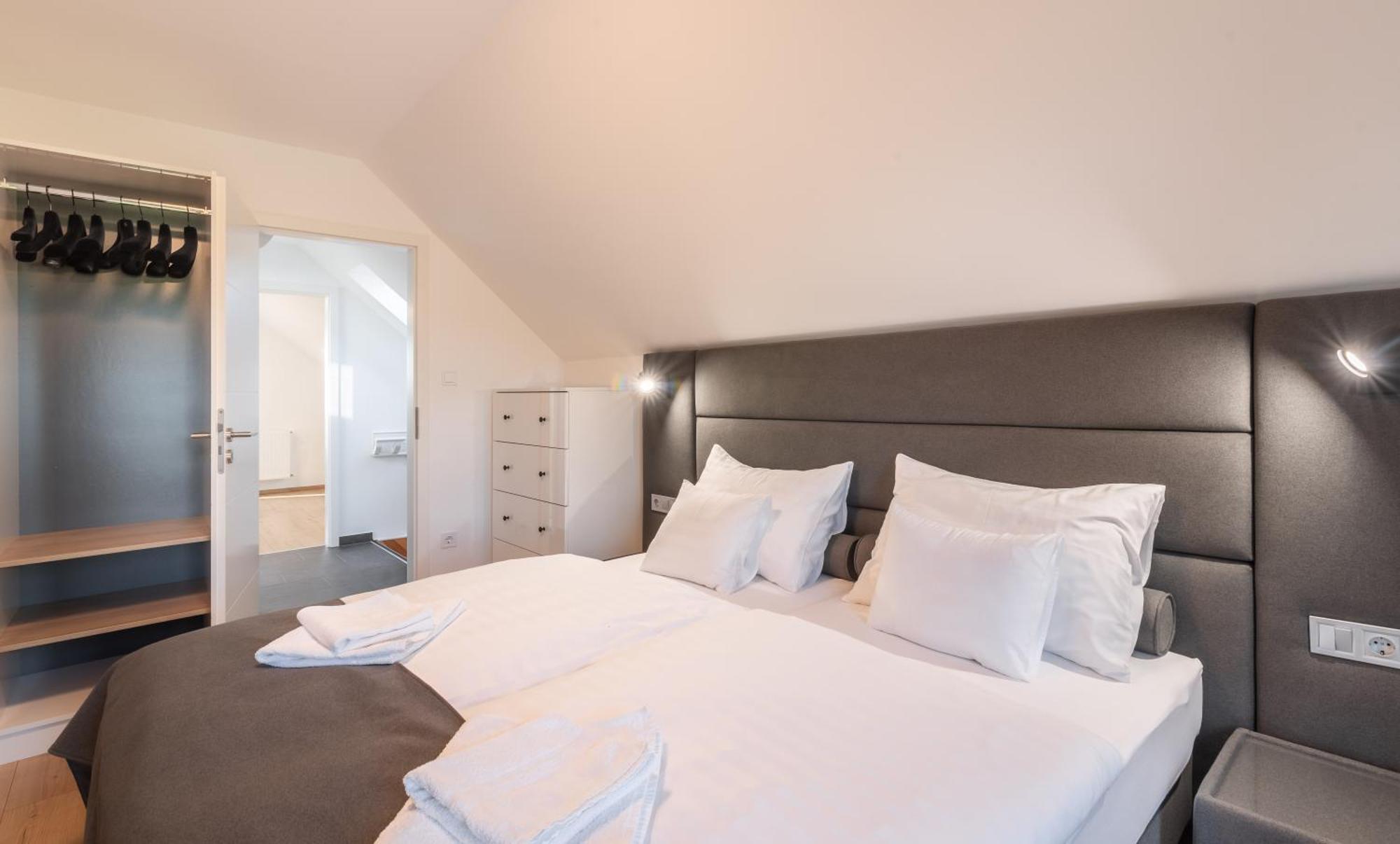 Ugo Apartman Halaszi Bagian luar foto