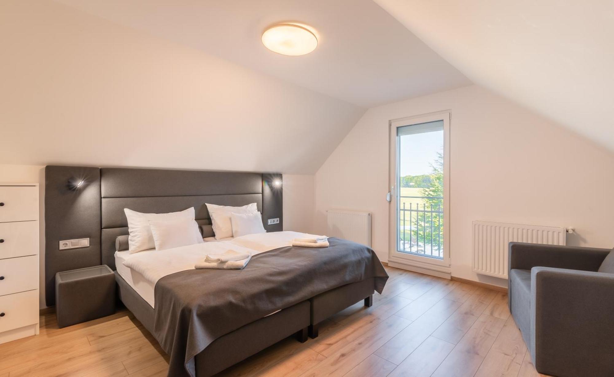 Ugo Apartman Halaszi Bagian luar foto
