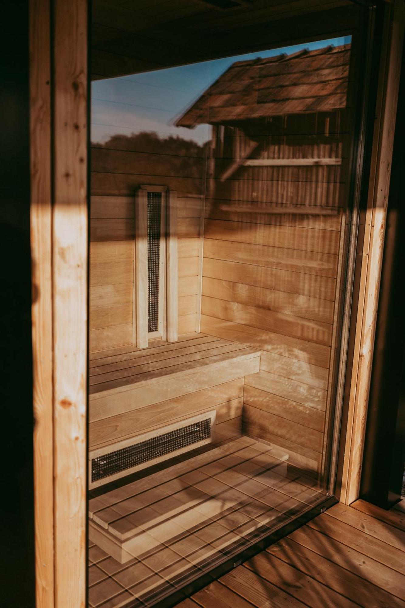 Ugo Apartman Halaszi Bagian luar foto
